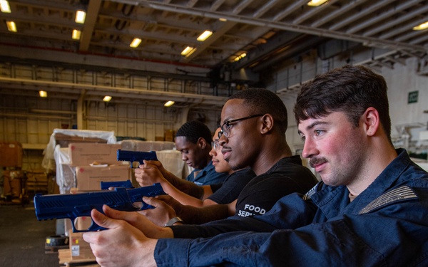 USS America (LHA 6) Conducts Between the Lifelines Training