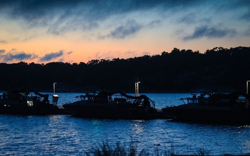 U.S. Marines, Swedish forces conduct night raid training