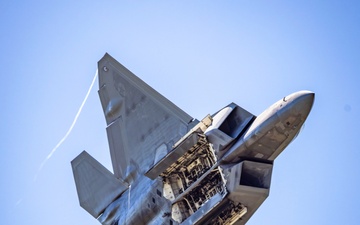 New York Air Show Kicks Off with F-22 Raptor