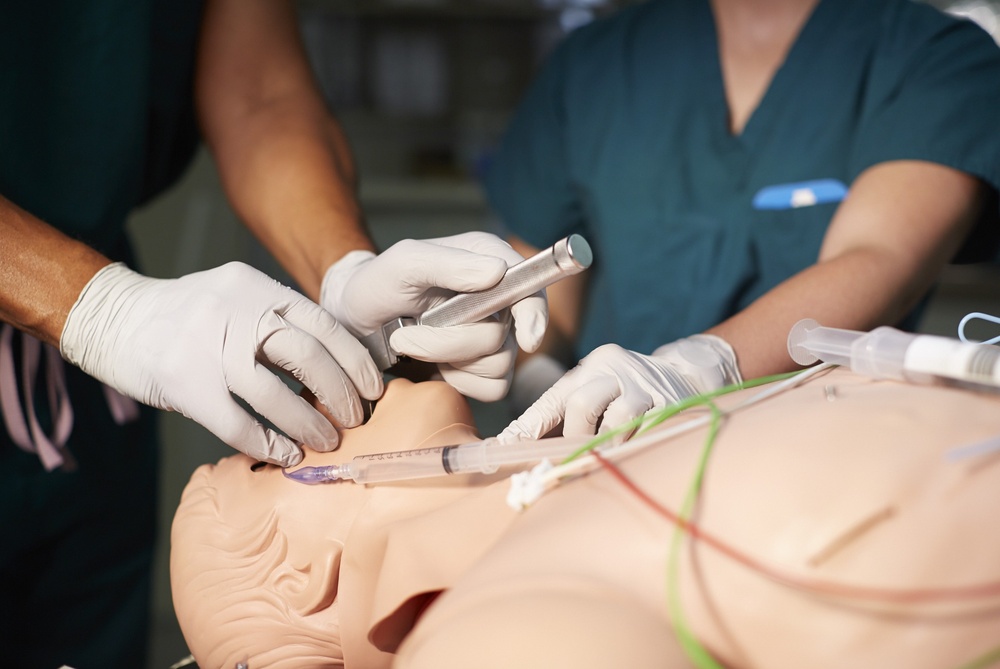 Walter Reed’s Simulation Center Brings Realism to Medical Training
