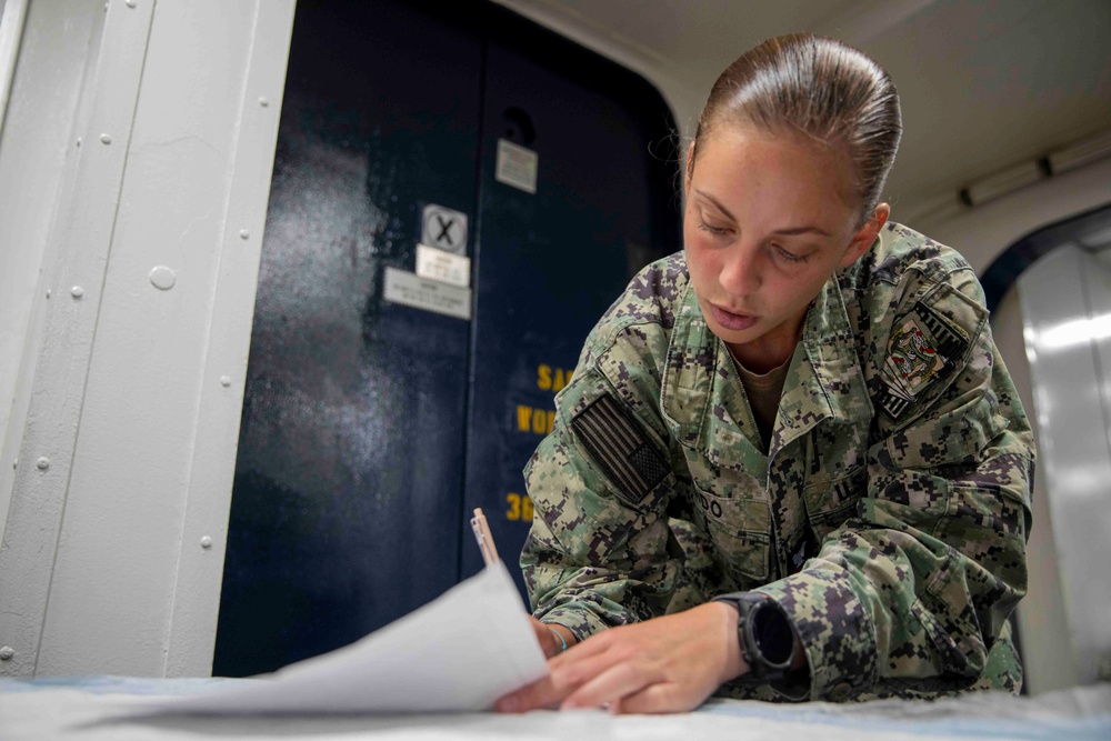 USS Kearsarge Holds Flu Vaccine Clinic