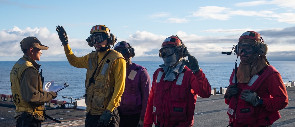 USS America (LHA 6) Conducts Flight Deck Fire Drill