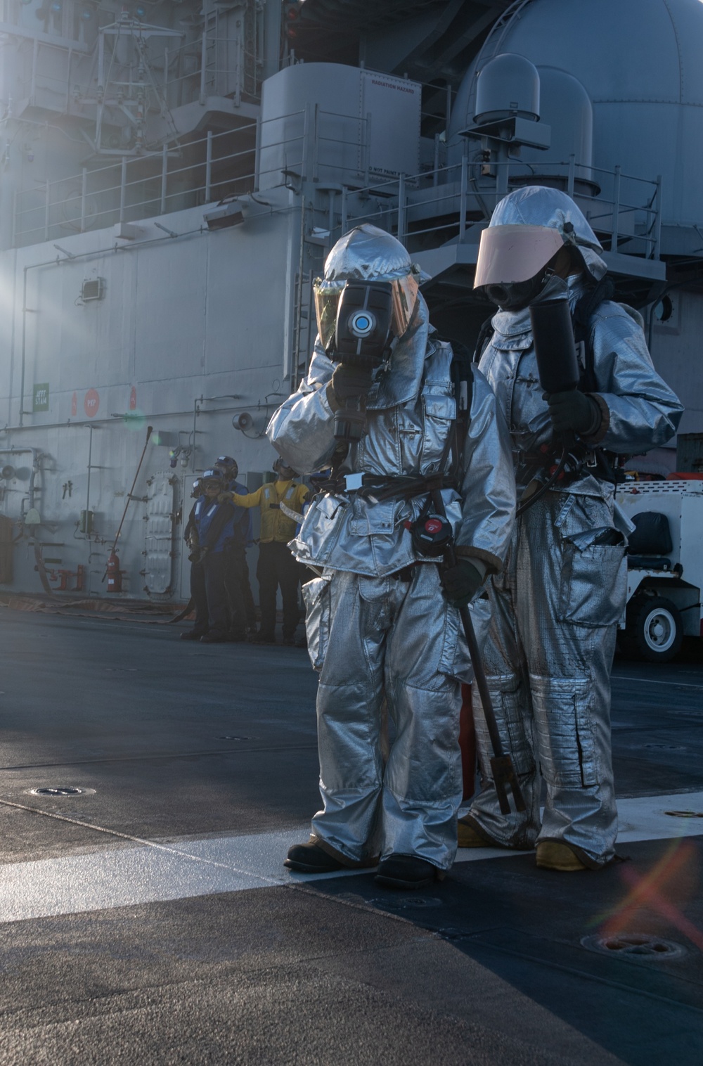 USS America (LHA 6) Conducts Flight Deck Fire Drill