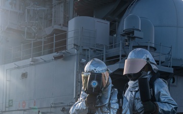 USS America (LHA 6) Conducts Flight Deck Fire Drill