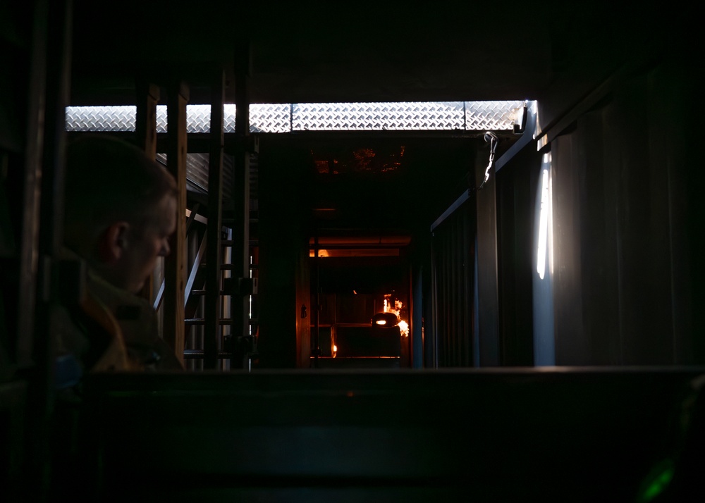 DVIDS - Images - Gowen Fire conducts live fire entry training [Image 1 ...