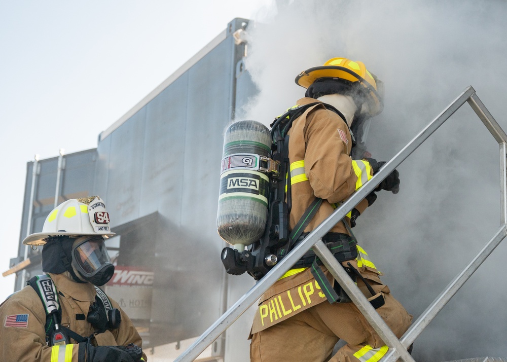 Gowen Fire conducts live fire entry training