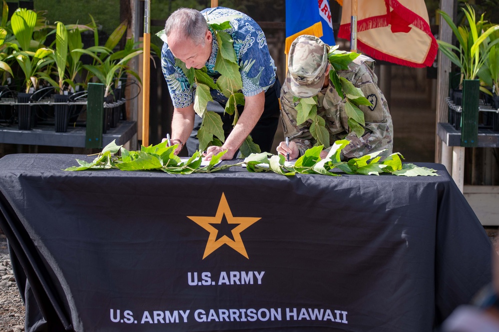 UH, USAG Hawai‘i sign agreement to deepen conservation work, expand workforce training
