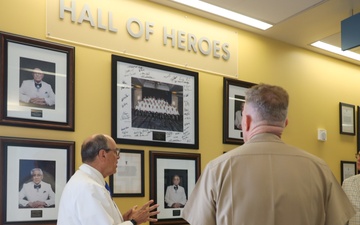 Marine Corps Deputy Commandant for Manpower and Reserve Affairs Visits Recruiting Station Tampa on Inchon Anniversary