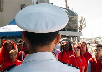CNS Almirante Cochrane (FF 05) Ship Tour