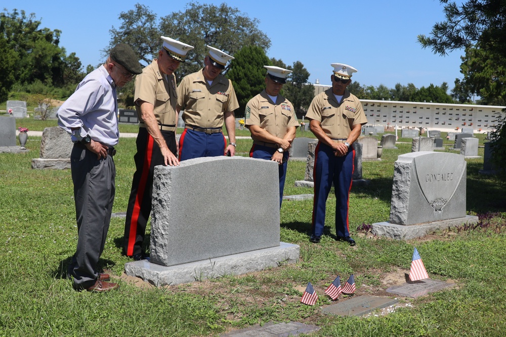 Marine Corps Deputy Commandant for Manpower and Reserve Affairs Visits Recruiting Station Tampa on Inchon Anniversary