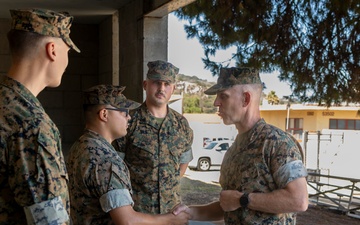 I MEF leadership participate in self-help in support of OCS III