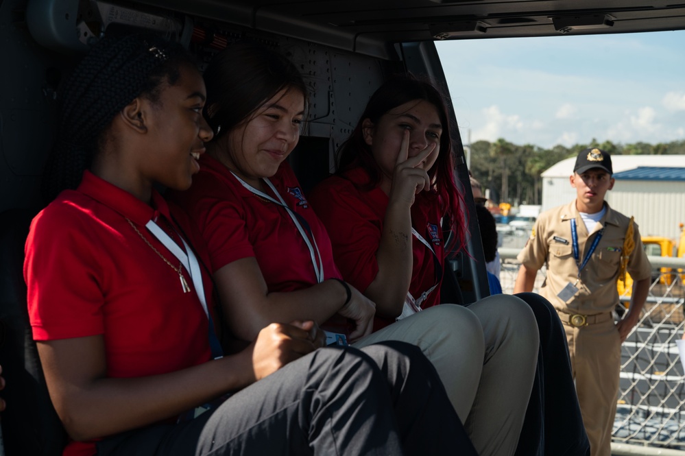 ARM Oaxaca (PO-161) Ship Tour