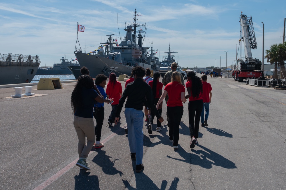 ARM Oaxaca (PO-161) Ship Tour