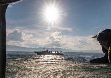 U.S. Marines perform rescue operations during Rescue Flag 25-2