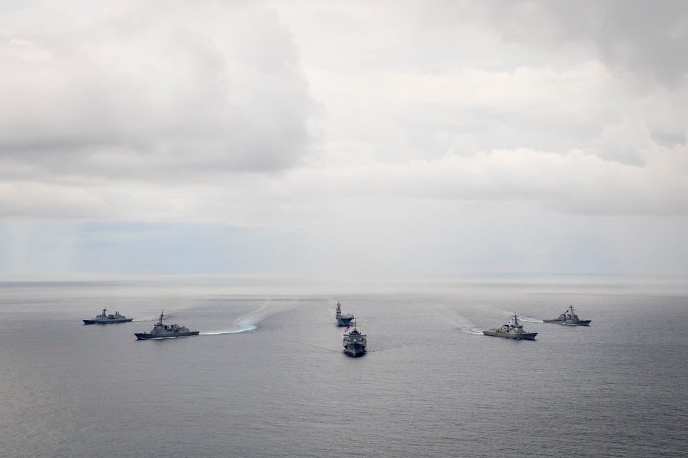 Freedom Edge 25 Trilateral Sail