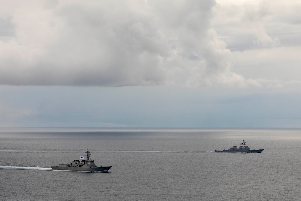 Freedom Edge 25 Trilateral Sail