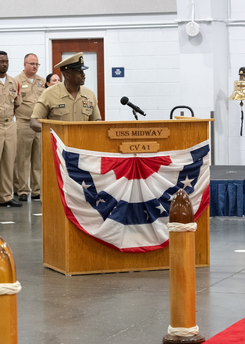 U.S. Pacific Fleet Master Chief Don Davis delivers remarks during the CPO pinning ceremony at RTC Great Lakes