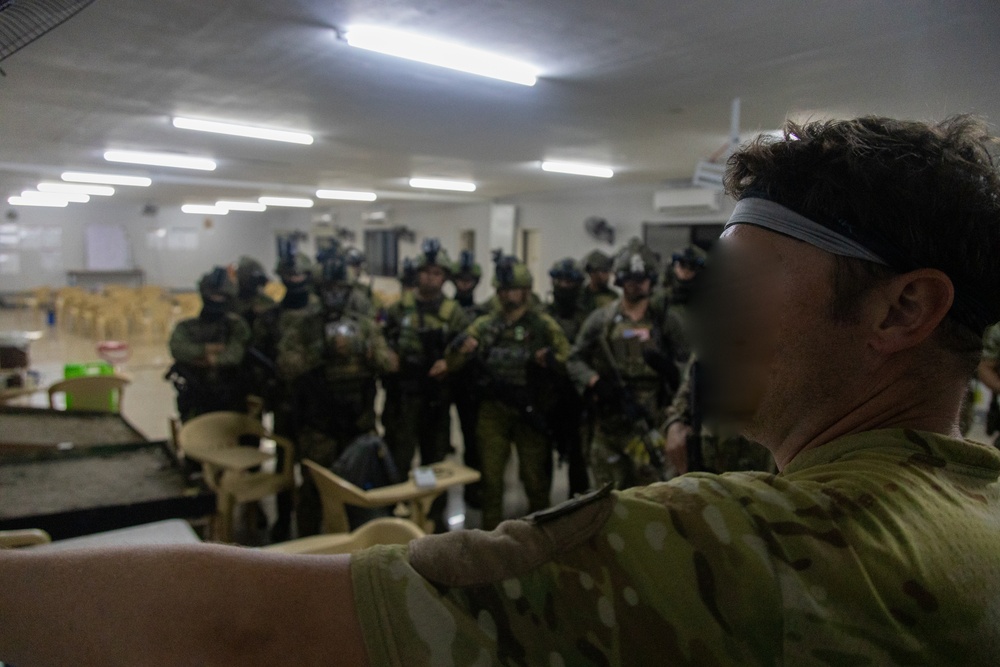 AFP, SOCPAC Conduct Low Light Close-quarter Combat Training