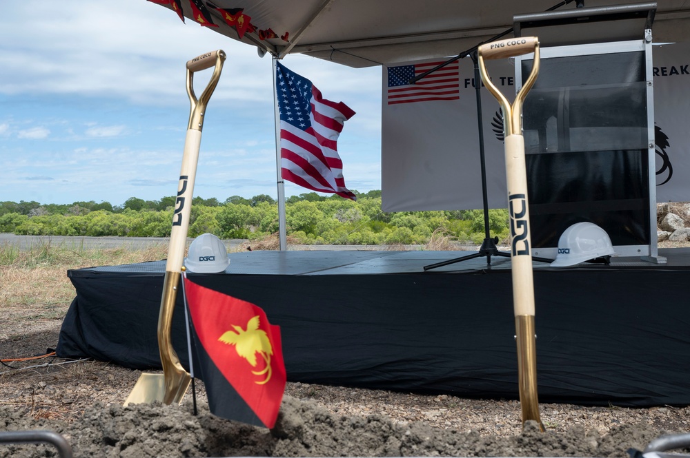 USINDOPACOM Commander celebrates PNG’s 50th Independence Day, breaks ground for Fuel Storage Facility