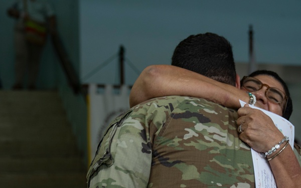 U.S., Panama BMETs Strengthen Partnerships Through Equipment Repair