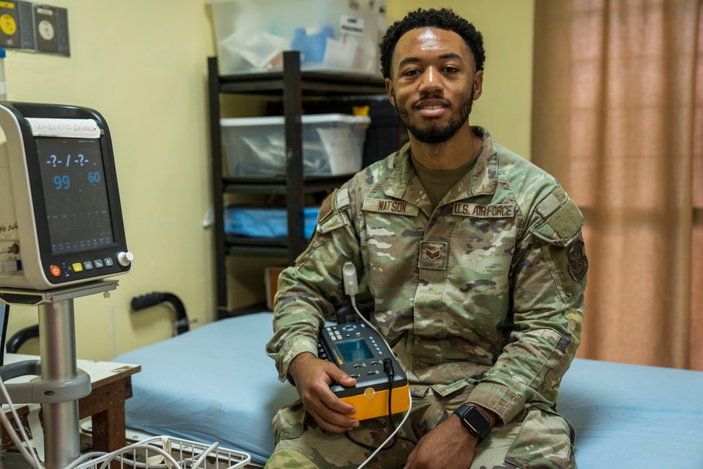 U.S., Panama BMETs Strengthen Partnerships Through Equipment Repair