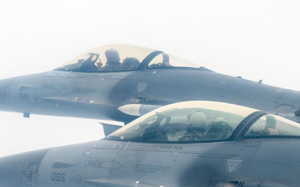 Osan’s Fiends and ROKAF’s 152nd Fighter Squadron take flight during Buddy Squadron 25-5