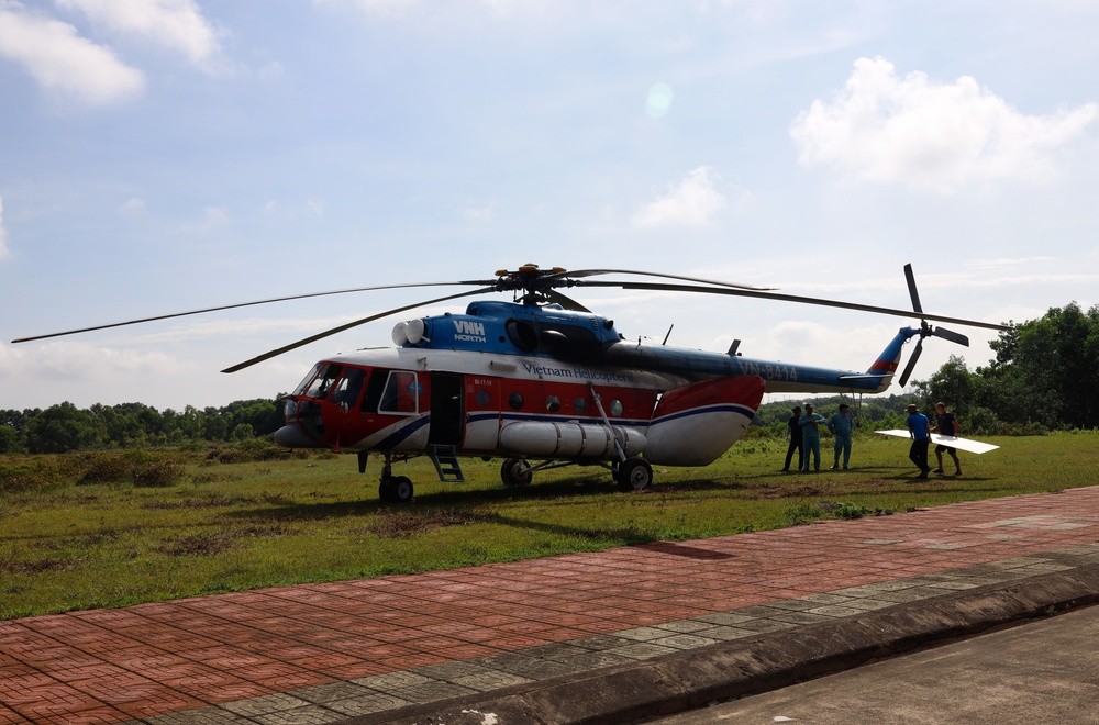 Defense POW/MIA Accounting Agency recovery team arrive for operations Vietnam jungles