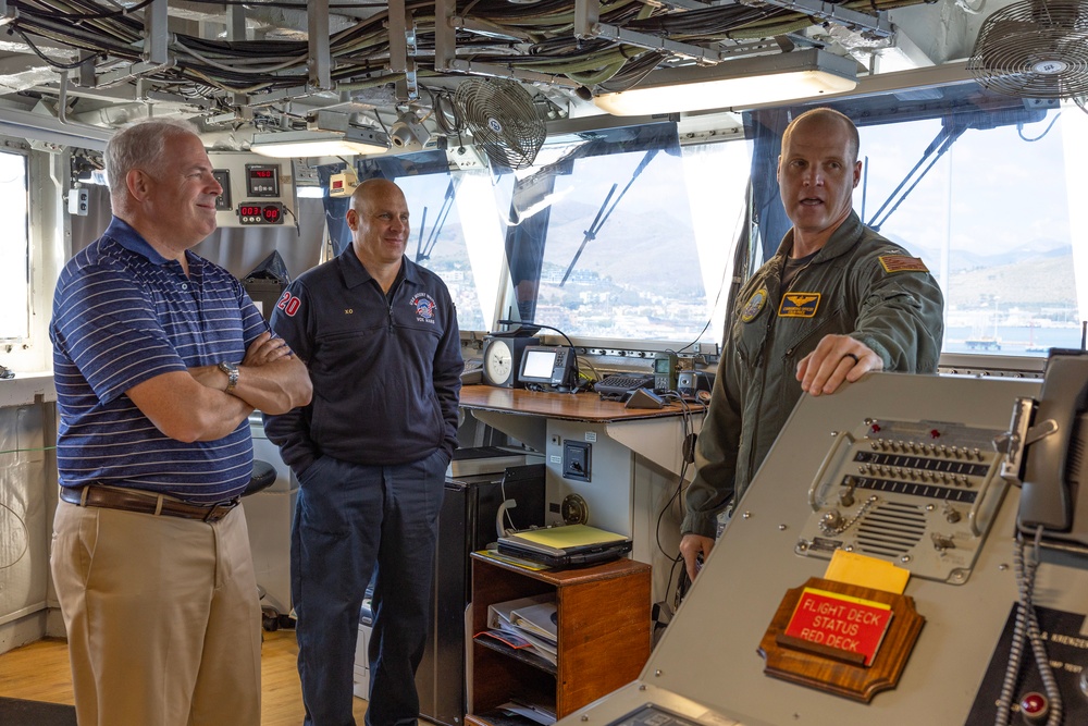 MSC Leadership Visit USS Mount Whitney (LCC 20)
