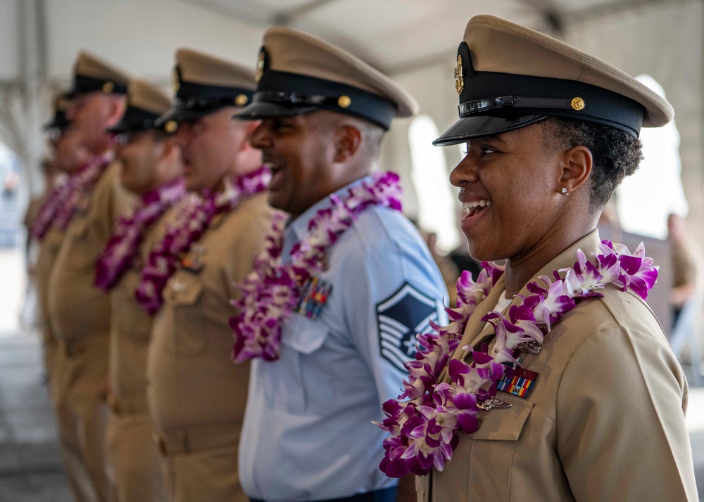 COMPACFLT Conducts Chief Pinning Ceremony