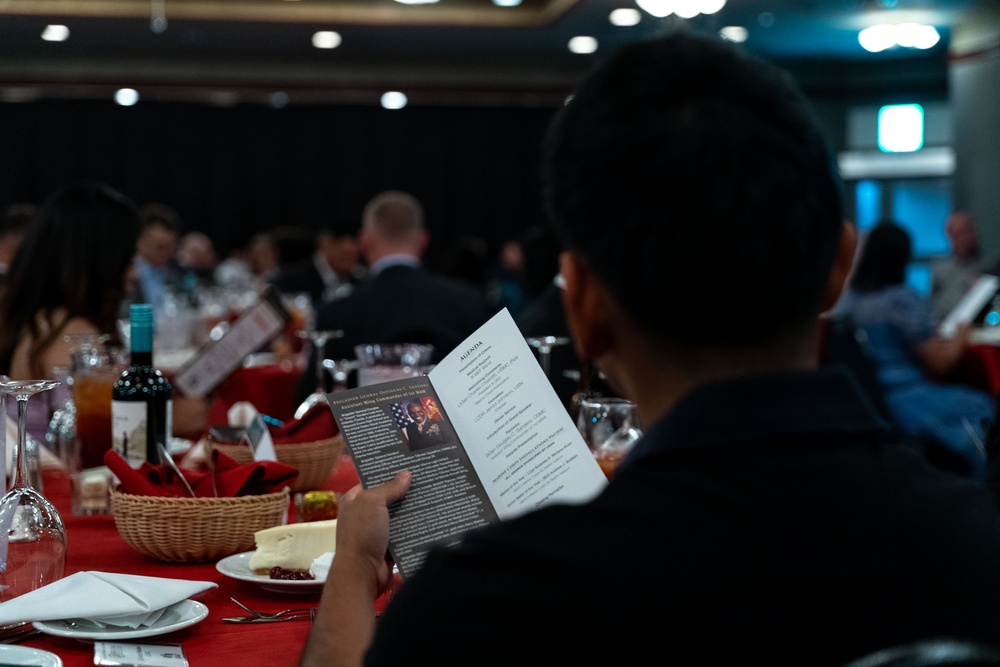 Marine Corps Association hosts Iwakuni Professional Dinner