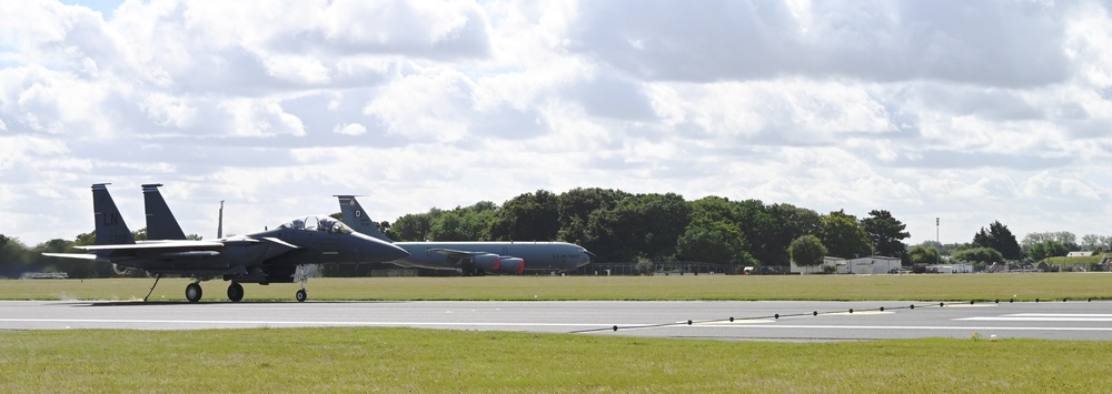 100th CES Power Pro conducts barrier engagement certification with RAFL fighter jets