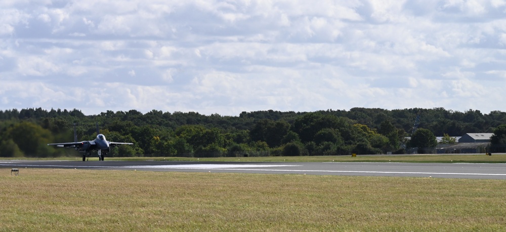 100th CES Power Pro conducts barrier engagement certification with RAFL fighter jets