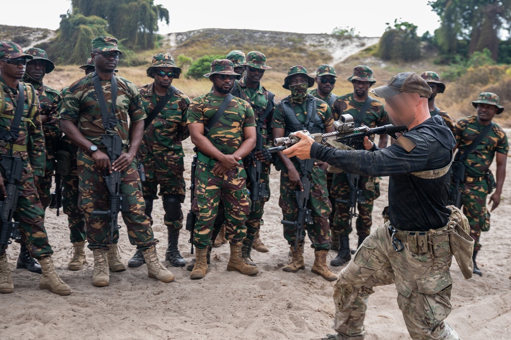 3rd SFG (A) Conducts CQB Training with Partners