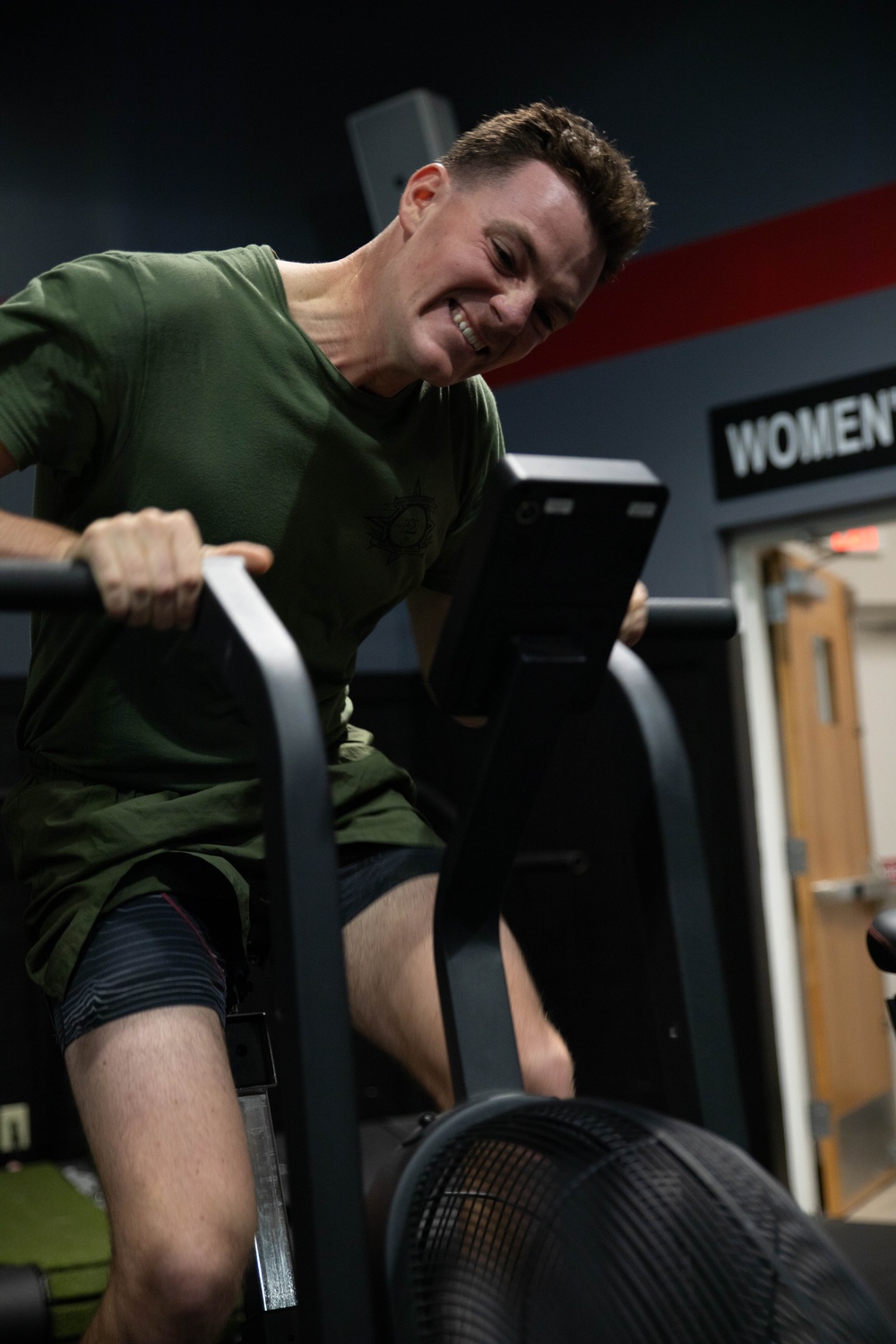 Human Performance Center hosts Fittest of 2nd Marine Logistics Group Competition Human Performance Center hosts Fittest of 2nd Marine Logistics Group Competition