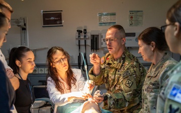 Kosovo Interns Find Confidence working with KFOR Medical Soldiers
