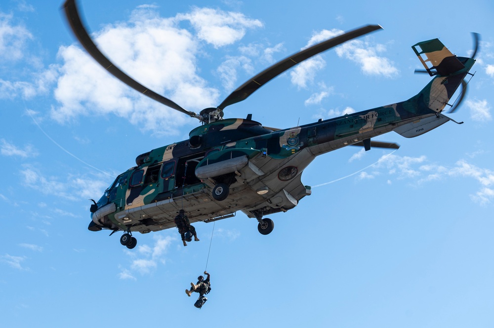 3rd SFG (A) Concludes Joint Combined Exchange Training with Tanzanian Special Forces