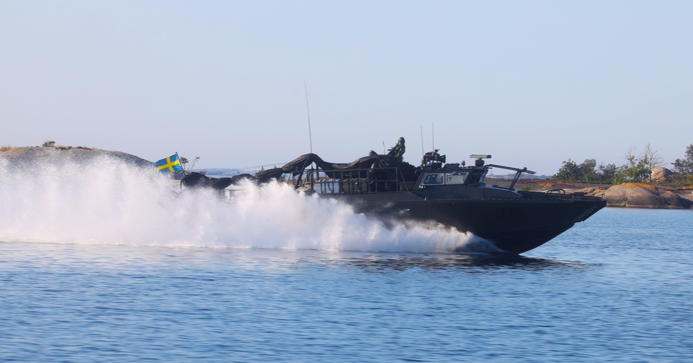 U.S. Marines, Swedish forces sharpen littoral combat capabilities