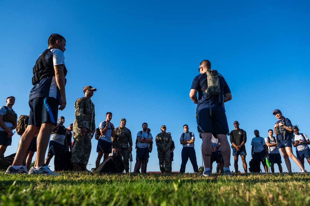 ALS students demonstrate professionalism through military tradition