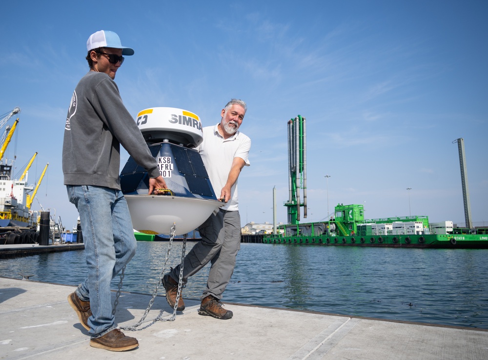 Artificial Intelligence, Unmanned Vehicles Work in Sync During Naval Technology Exercise