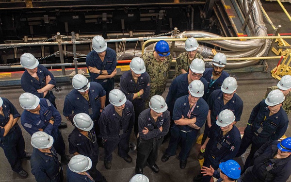 Ronald Reagan Sailors Conduct Safety Training