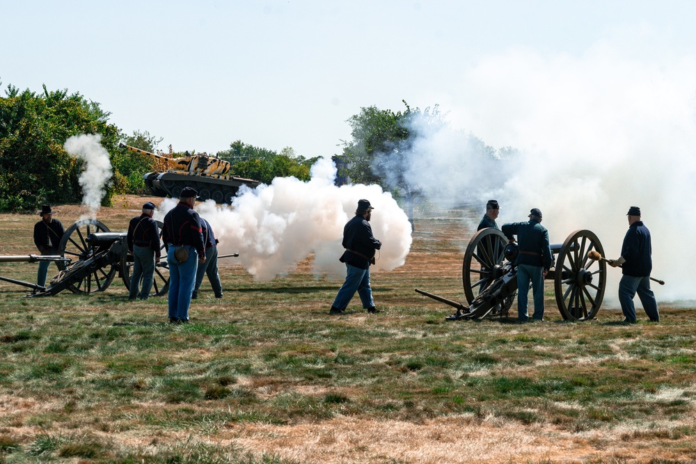 Community Gathers for Army Expo 2025 at U.S. Army Heritage and Education Center