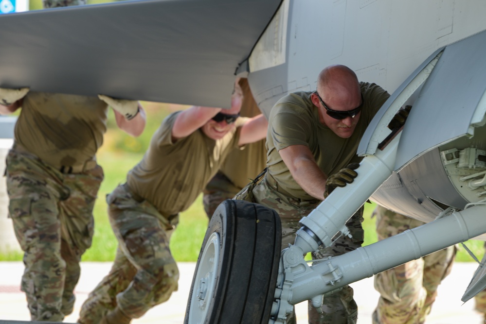 A-7D Corsair II transfered to Siouxland Freedom Park