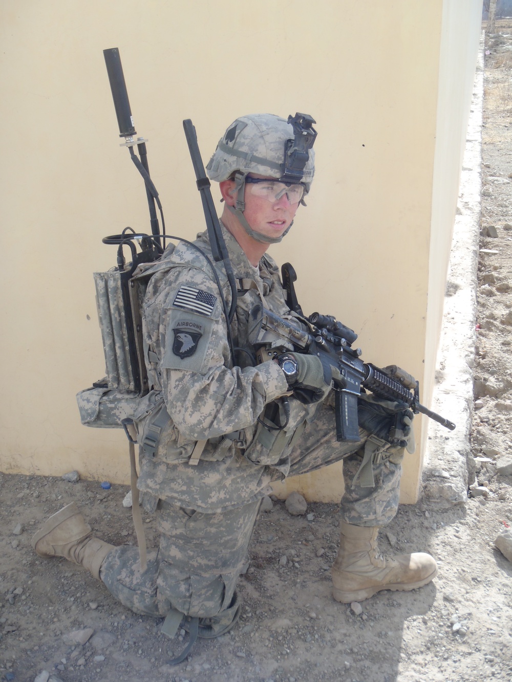 Solider takes a knee