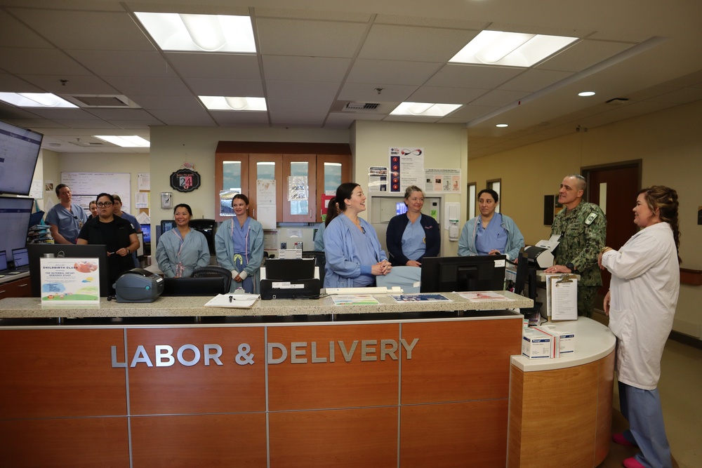 DHN Pacific Rim Director visits NHCP