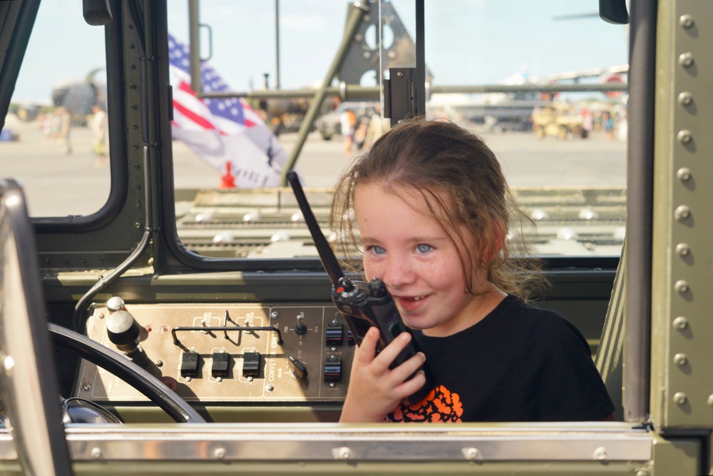 735th Air Mobility Squadron Participates in Team Hickam Wings of Aloha 2025