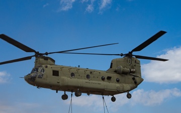704th Brigade Support Battalion conducts slingload training with 1st Combat Aviation Brigade