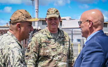 Hon. Dale Marks, Assistant Secretary of Defense (EI&amp;E), visits Joint Base Pearl Harbor-Hickam