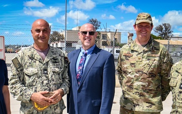 Hon. Dale Marks, Assistant Secretary of Defense (EI&amp;E), visits Joint Base Pearl Harbor-Hickam