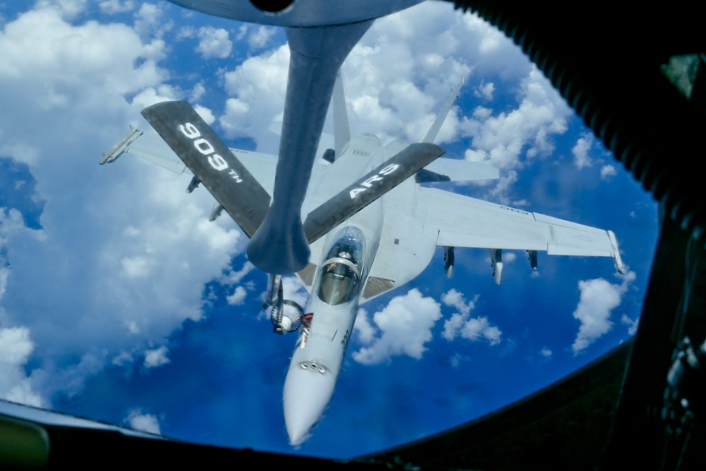 909th powers U.S. Navy, U.S. Marine Corps during large force exercise