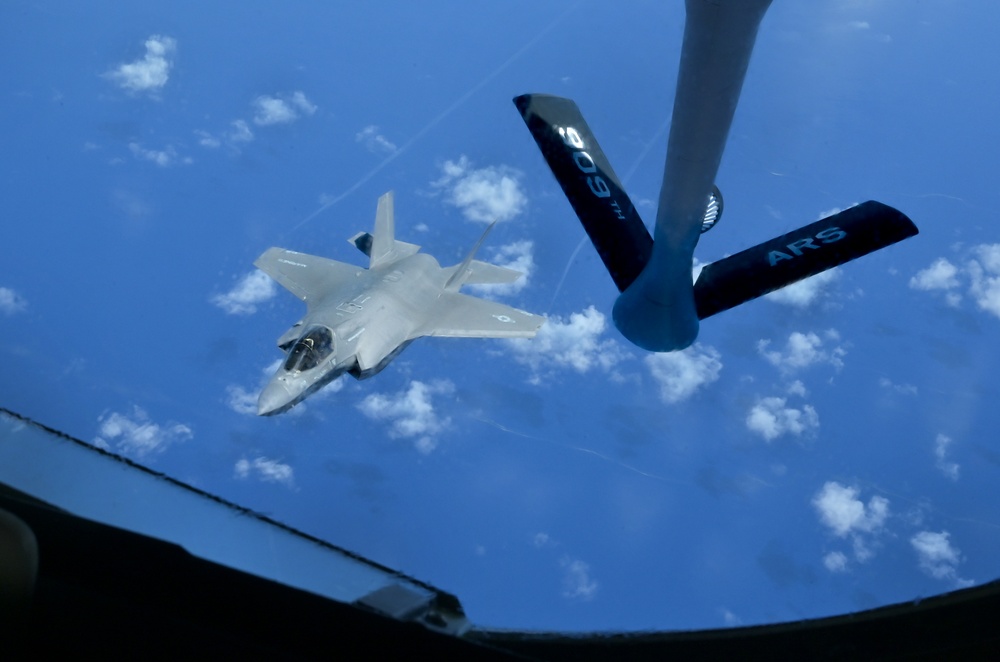 909th powers U.S. Navy, U.S. Marine Corps during large force exercise